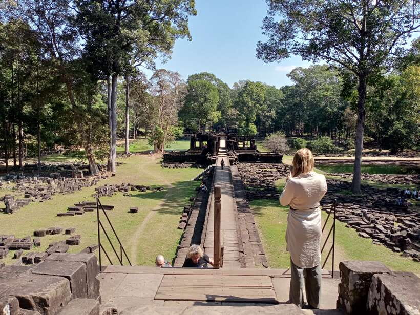 1-Day private Angkor Temple Tour from Siem Reap - Who should book this Angkor circuit