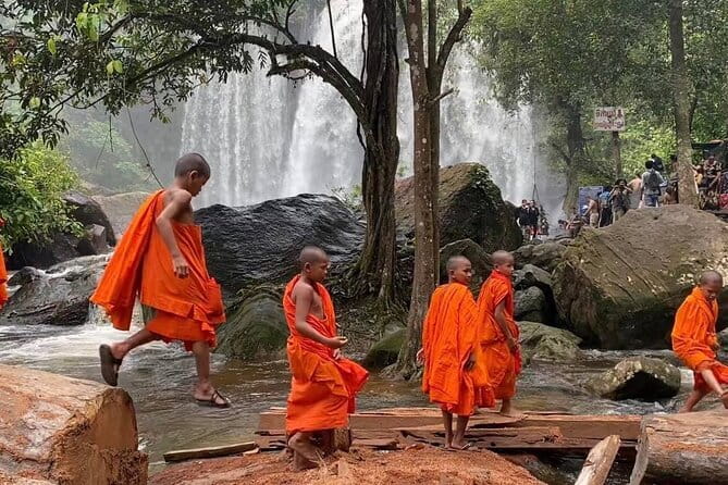 1 day special Tour: Angkor Wat,Bayon,Ta Prohm, Bantey srei and Beng Mealea - Guides, families, and the value of a private pace
