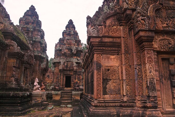 13 Days Private Tour to Cambodia, Angkor Wat and Vietnam - What the price includes, and what it does not