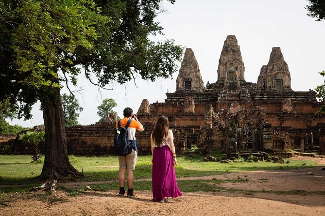 2-Day : Angkor Sunrise, Kompong Phluk Sunset & Banteay Srei Tour - Guides, drivers, and the small-group setup