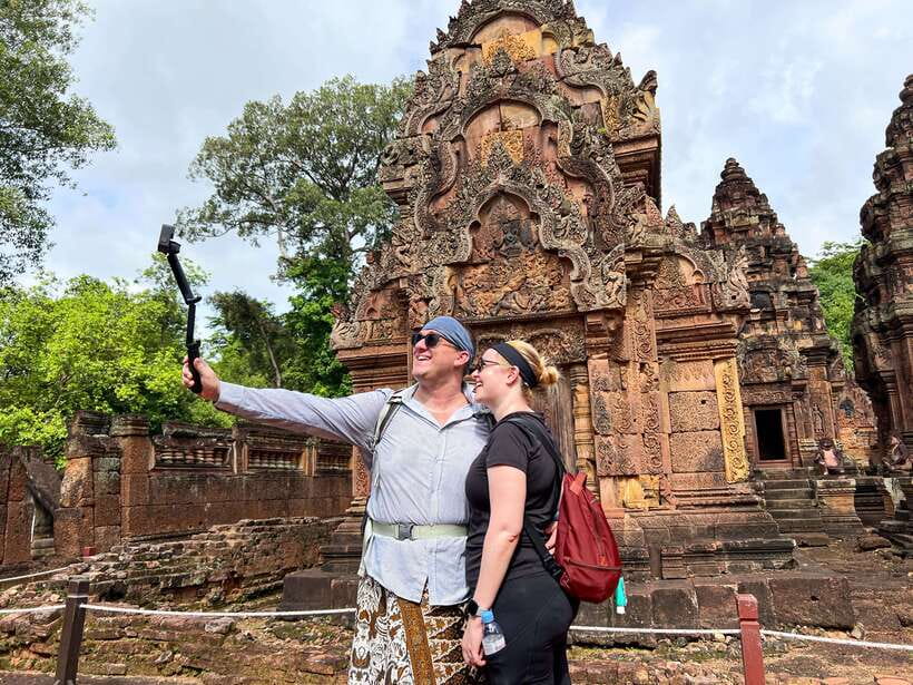 2-Day Angkor Wat, Kulen Mountain, Beng Mealea and Tonle Sap - Bayon, Angkor Thom, and the many stone faces