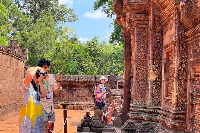 2-Day Angkor Wat Tour with Banteay Srei and Floating Village - Banteay Srei is small, detailed, and worth the drive