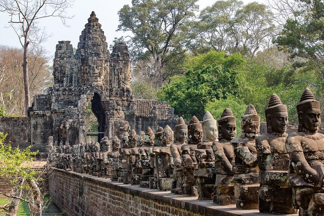 2-Day Angkor Wat With Small, Big Circuit and Banteay Srei Tour - Day two: sunrise, reservoirs, and smaller temples