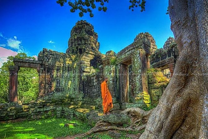 2-Day Angkor Wat with Temples On Small Circle & Kulen Waterfall - Angkor Thom: gates, faces, and royal platforms
