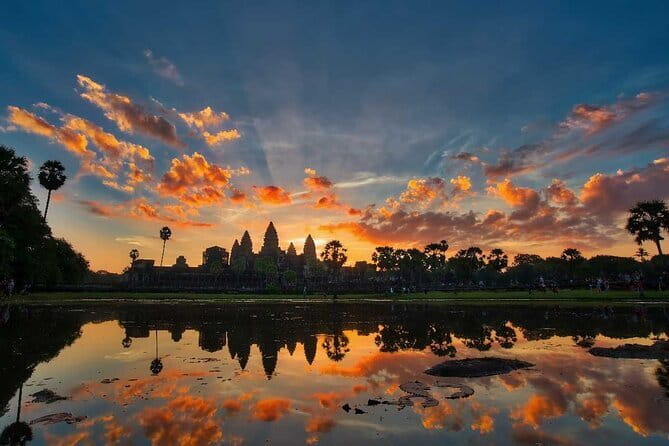 2 Day Cambodia Private Guided Tour in Angkor Temples - Private transport, food, and the real cost