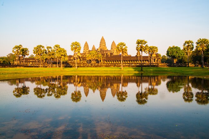 2-Day Unforgettable Experience of Angkor Wat - Ta Prohm and the jungle-covered ruins