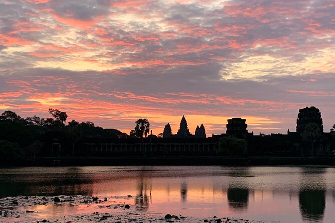 2 Days Angkor temples with Sunrise & Sunset - Angkor Thom packs an ancient capital into two hours