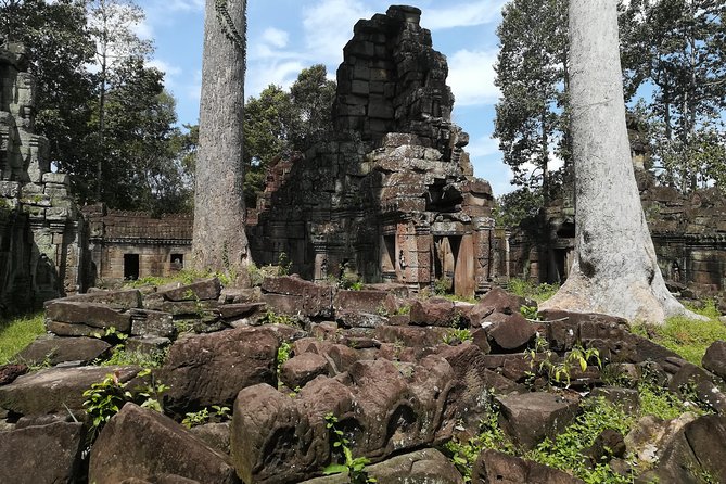 2 Days Angkor Wat Tranquility Tour - Banteay Kdei offers a quieter contrast