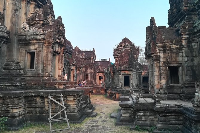 2 Days Angkor Wat Tranquility Tour - Day 1 begins with small temples and brick towers