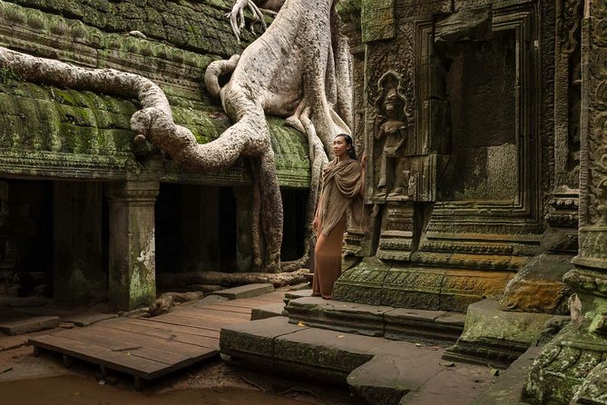 2 Days Discover Angkor Wat Complex and Cambodia's Villages Tours - Ta Keo and the climb toward Angkor Thom