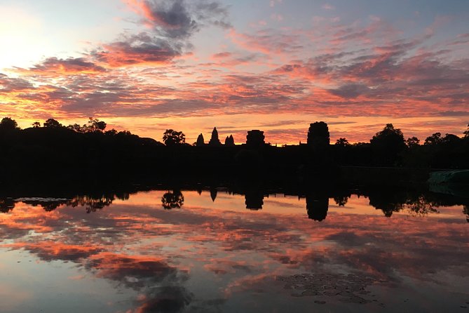 2 Days Discover Angkor Wat Complex and Cambodia's Villages Tours - A road through villages and rural Cambodia