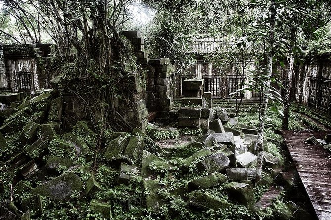 2-Days Private Tour Discovery Angkor Wat , Waterfall and Beng Mealea Temple - The private vehicle and guide service