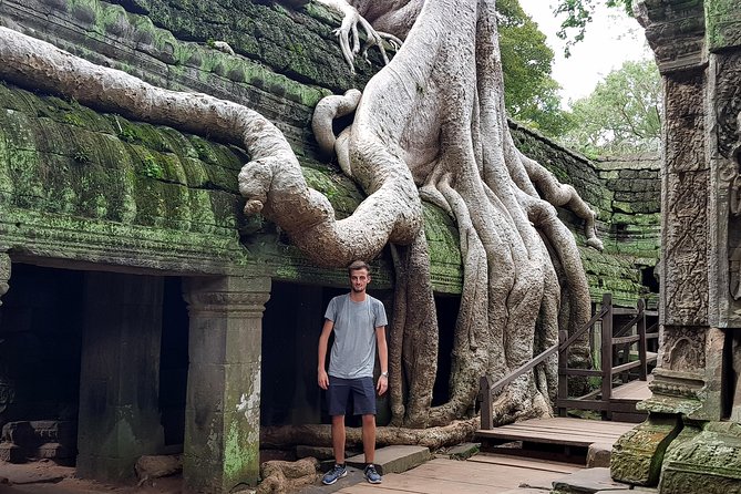 2-Days Private Tour in Angkor Sunrise, Banteay Srei and Beng Mealea Temple - Preah Khan and Neak Pean add variety