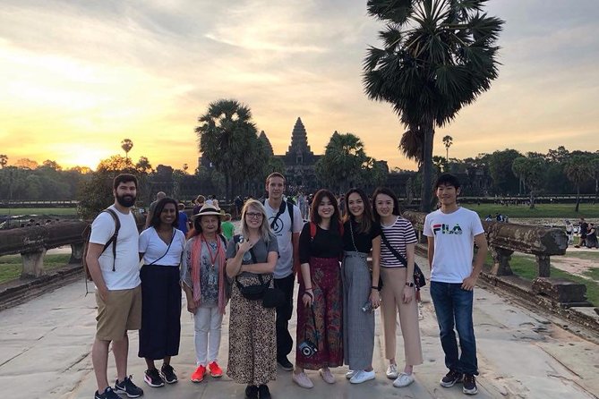 2 Days Temples with Sunrise-Small Group - Angkor Wat begins in the dark