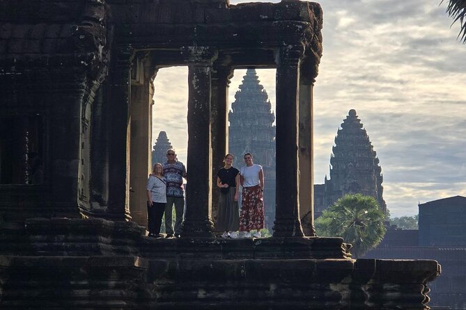 2 Days Tour in Siem Reap including Lunch, Dinner & Apsara Show - Key points at a glance