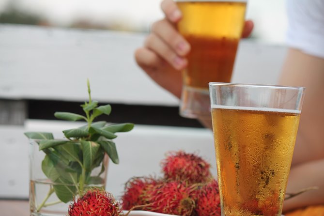 2hours Private Sunset Cruise with unlimited beer, soft drinks and Tour guide - Diamond Island and the Four Faces River