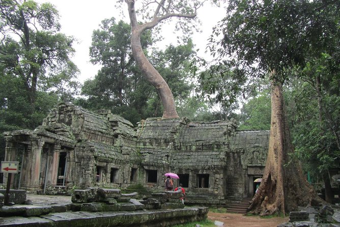 3-Day Angkor, Lake-side Village & Roluos Temples Tour - What $148.08 buys you over three days