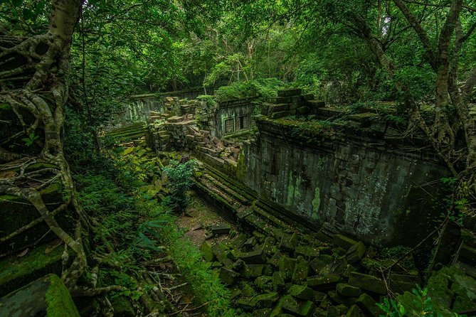 3-Day Angkor Wat with All Interesting Major Temples, Banteay Srei & Beng Mealea - Day three: jungle ruins and the Roluos beginnings