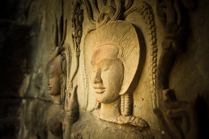 3-Day Angkor Wat with All Interesting Major Temples, Banteay Srei & Beng Mealea - Day two: sunrise, the grand circuit, and Banteay Srei