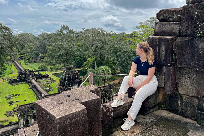 3-Days Discovery Of Angkor: Waterfalls,Floating Village and Banteay Srei temple - What the $183.08 price really covers