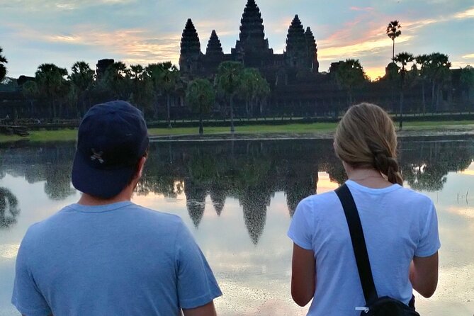 3-Days Private Angkor Wat Sunrise/Sunset Tours & Floating Village - What the $370 group price really covers