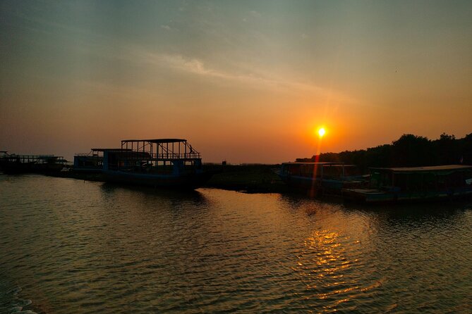 3-Days Private Angkor Wat Sunrise/Sunset Tours & Floating Village - The guide and vehicle make the difference