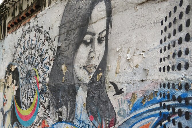3 Hour Morning Market and Art Tour - Starting near the National Museum and Starbucks