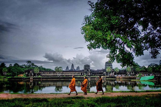 4-Day All Major Temples & Kulen mountain & Koh Ker & Beng Mealea - Day two: Kulen Mountain and the pink stone temples