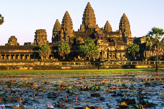 4-Day Tour from Siem Reap to Phnom Penh - Guides, transport, and the small-group difference