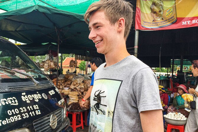 A day Trip Sightseeing Phnom Penh - Siem Reap - Private English Speaking Driver - Kampong Kleang on Tonle Sap