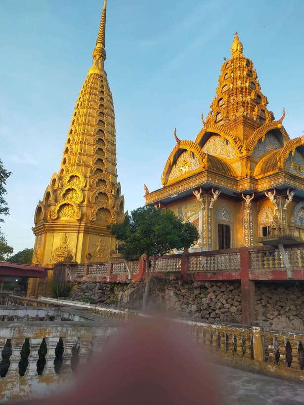 A Day TukTuk Bambootrain, Banan, Killing & Bat Caves, Sunset - Why this Battambang day trip works