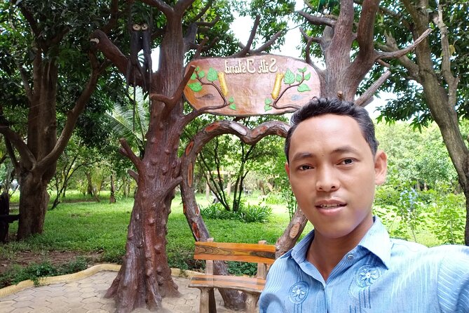 A Full Day Tour for Royal Palace, S21, Killing Fields & More - Three monuments and one quiet temple