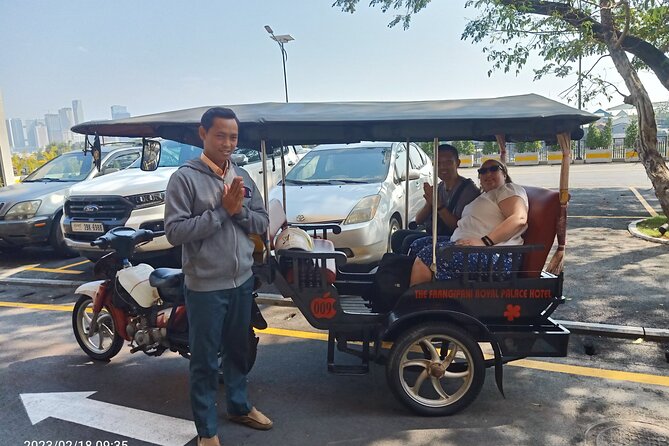 A Full Day Tour for Royal Palace, S21, Killing Fields & More - Central Market and a practical finish