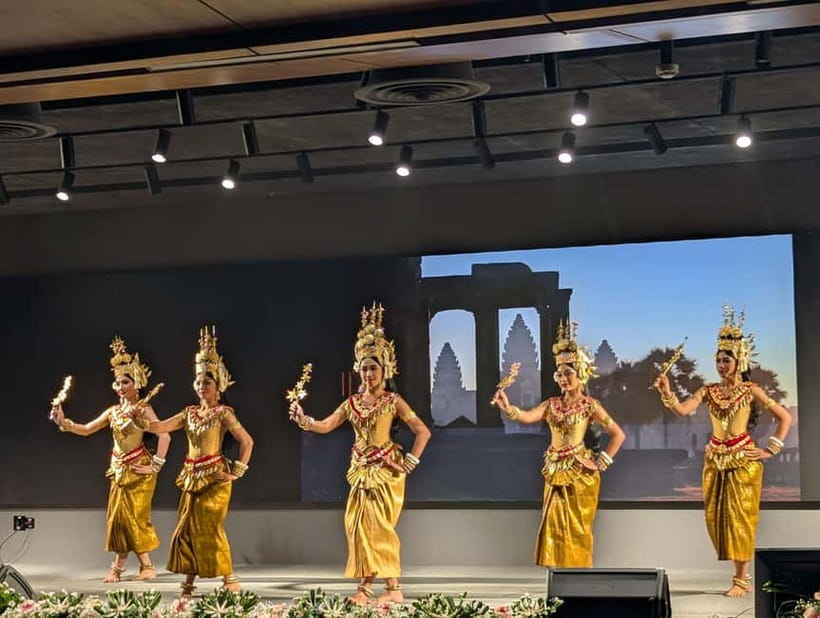 A Night To Remember: Apsara Dance Show with Buffet Dinner - What the $27 price really covers