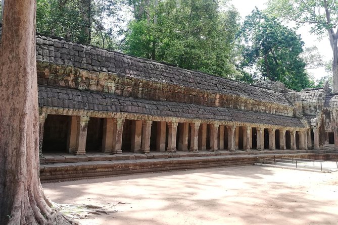 Afternoon Angkor Wat Private Tour with Sunset - Phnom Bakheng and the sunset finish