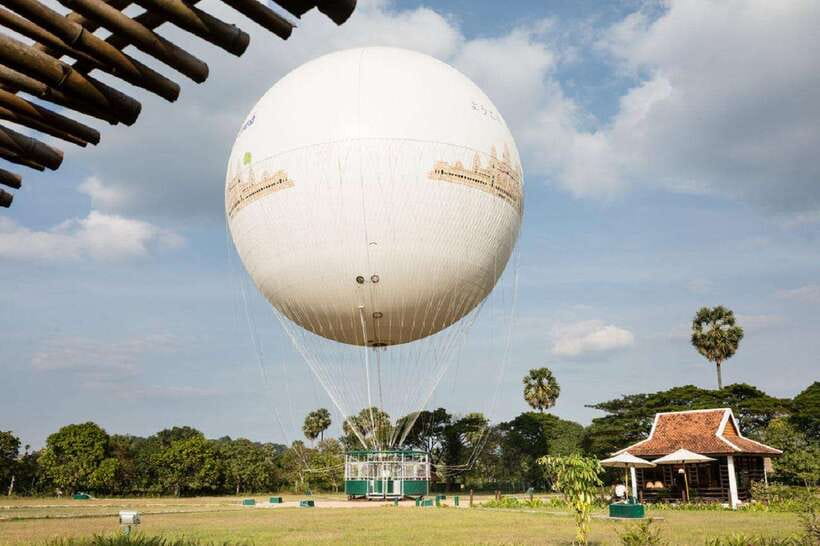 Angkor Balloon Sunrise or Sunset ride and Pick up/Drop off - What happens during the 30-minute flight
