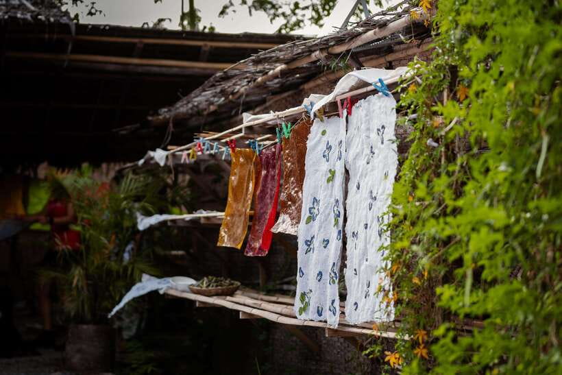 Angkor Silk Farm & Lotus Silk Farm: Siem Reap Discovery Tour - Lotus Silk Farm: a new textile made from an old plant