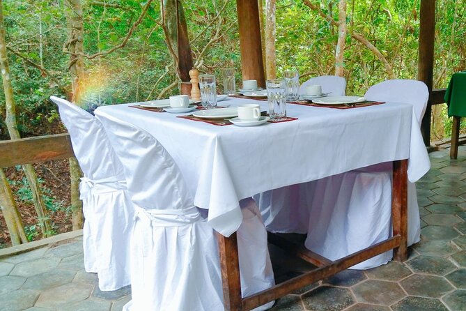 Angkor Sunrise Bike Tour - Breakfast & Lunch included - A Khmer lunch at Srah Srang