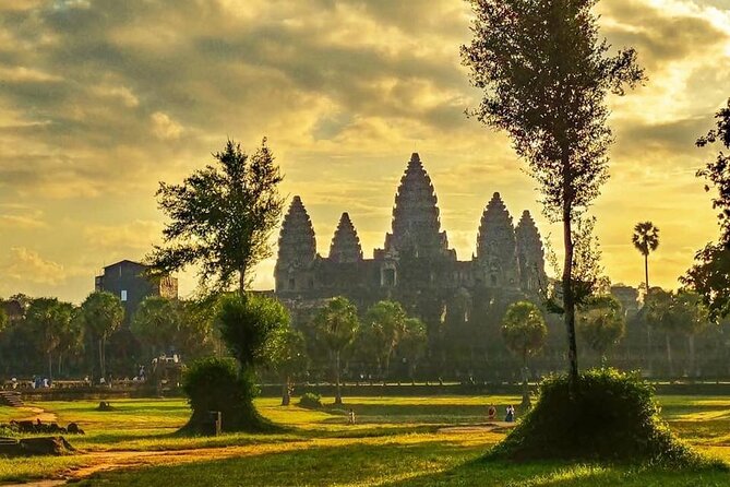 Angkor Sunrise Expedition Cycling Through Serene Backroads - Ta Prohm through the back roads