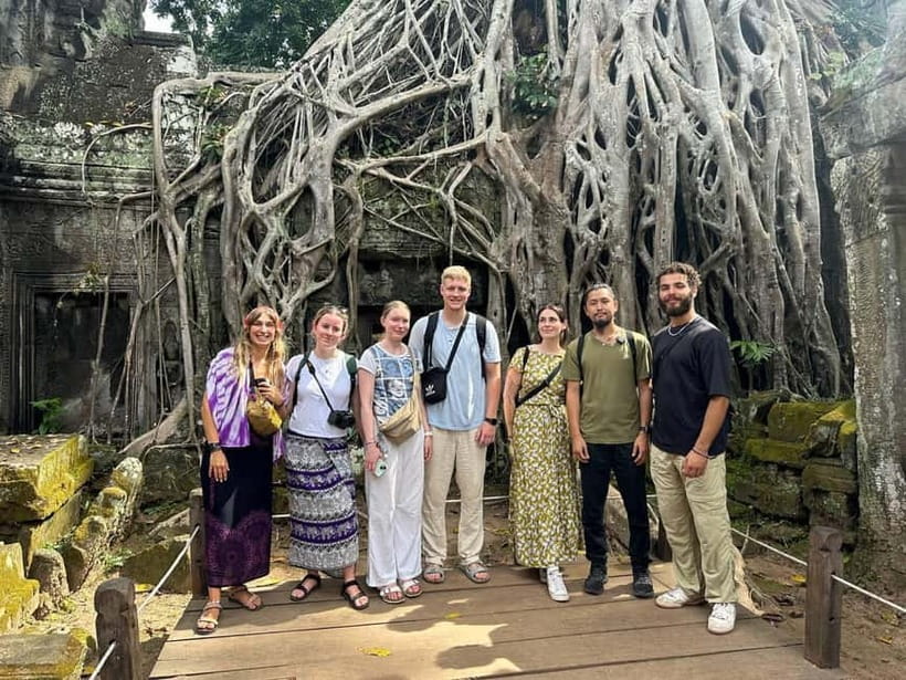 Angkor Sunrise or Sunset Tour (includes breakfast or lunch) - Bayon and the faces of Angkor Thom