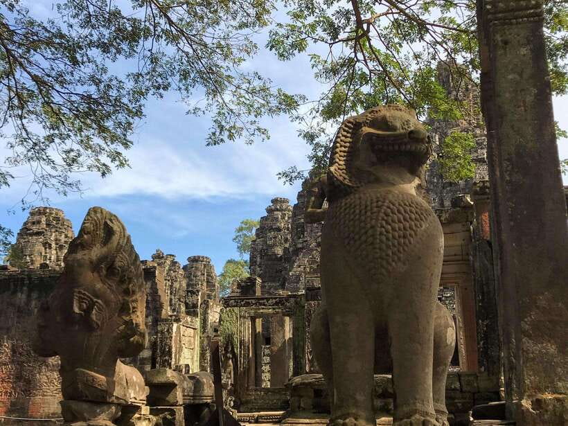 Angkor Temples Highlights Tour: 2 Days with Sunrise - Guides make the difference