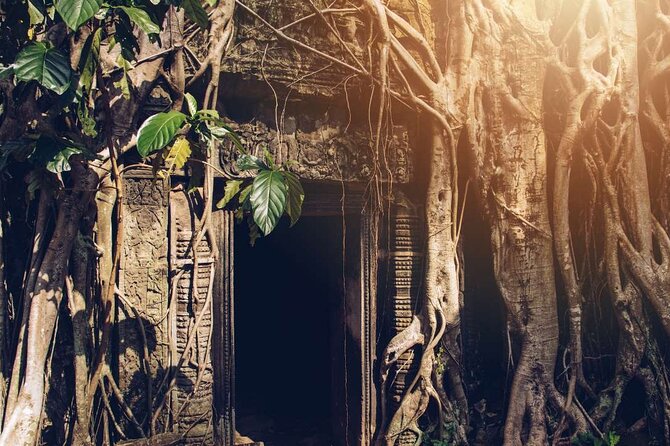 Angkor Thom Ta Prohm and Sunset in Angkor Wat Golden Hour Tour - Angkor Thom begins with a ceremonial gate