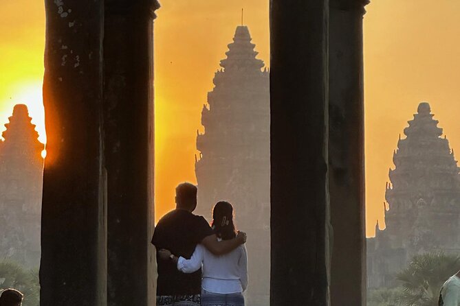 Angkor Wat 1-Day Tour by Private Car or Minivan - Sunrise and sunset need careful planning