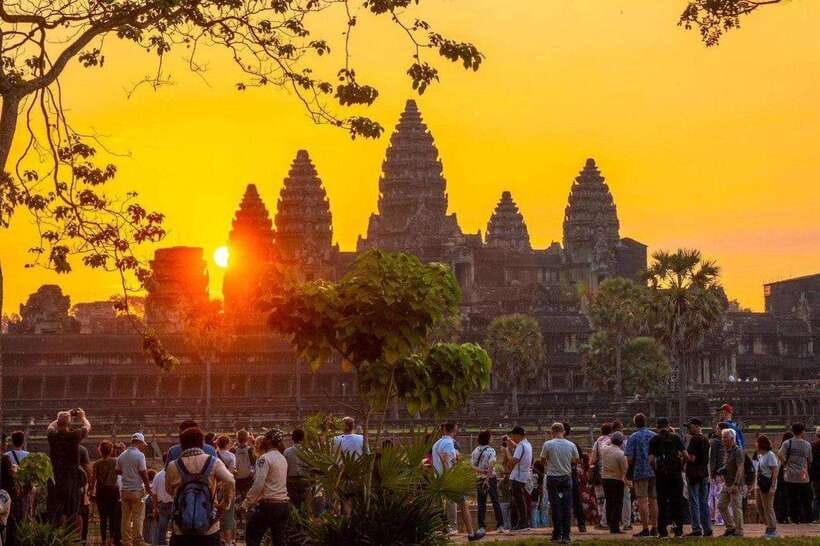 Angkor Wat 1 Day with Sunrise Combined tour with (Tuk Tuk) - What you get for $12