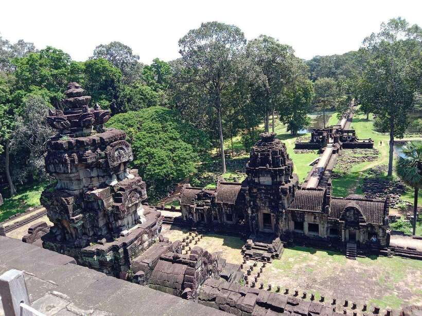 Angkor Wat, Angkor Thom, and Ta Prohm Day Trip with Sunset - Who should book this Angkor day trip?