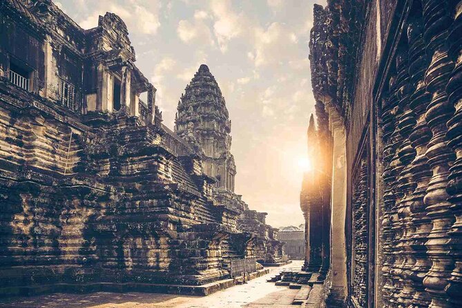 Angkor Wat, Angkor Thom & Elephant Terrace Half-Day Tours - Entering Angkor Thom by the South Gate