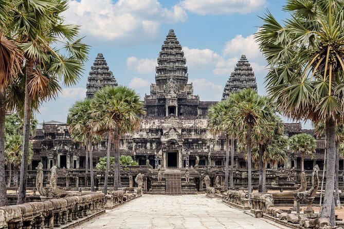 Angkor Wat at Sunrise - Key points at a glance