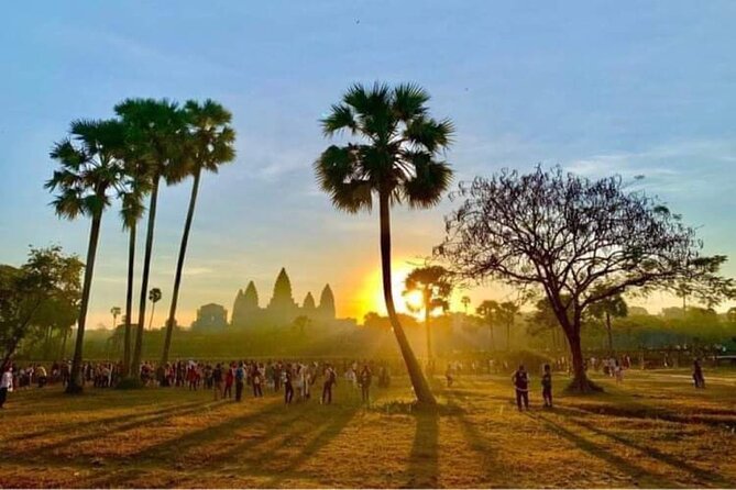 Angkor Wat at Sunrise - Watching the sky change above the temple