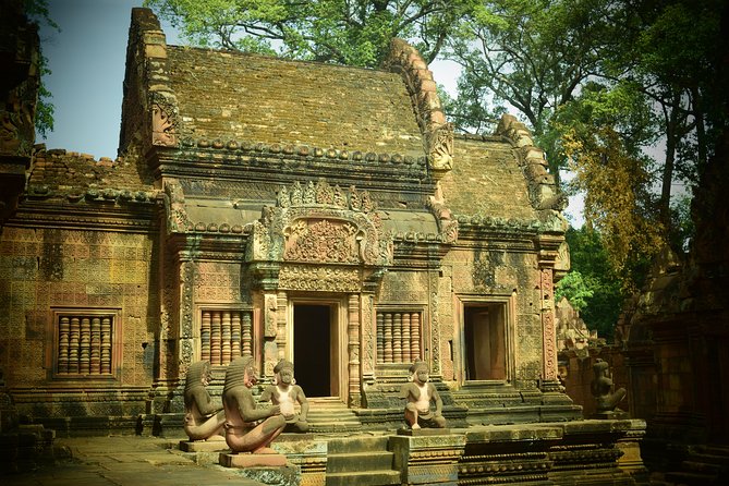 Angkor Wat & Banteay Srey Tour - Angkor Wat, the grand beginning