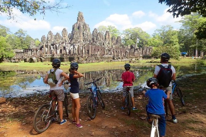 Angkor Wat & Bayon: the Smiling Temple - Starting at 7:30 on Taphul Road